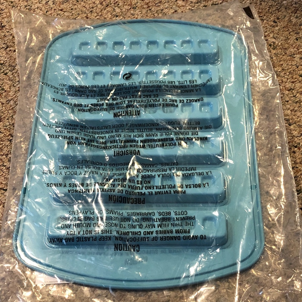 Pampered Chef Silver Mini Waffle Stick Pan - 7 Cavities - Picture 4 of 4
